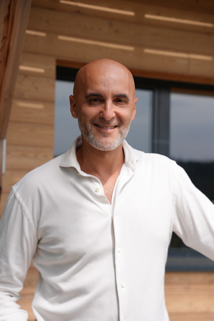 Ryad Mimeche, expert en développement commercial, négociation et stratégies IA